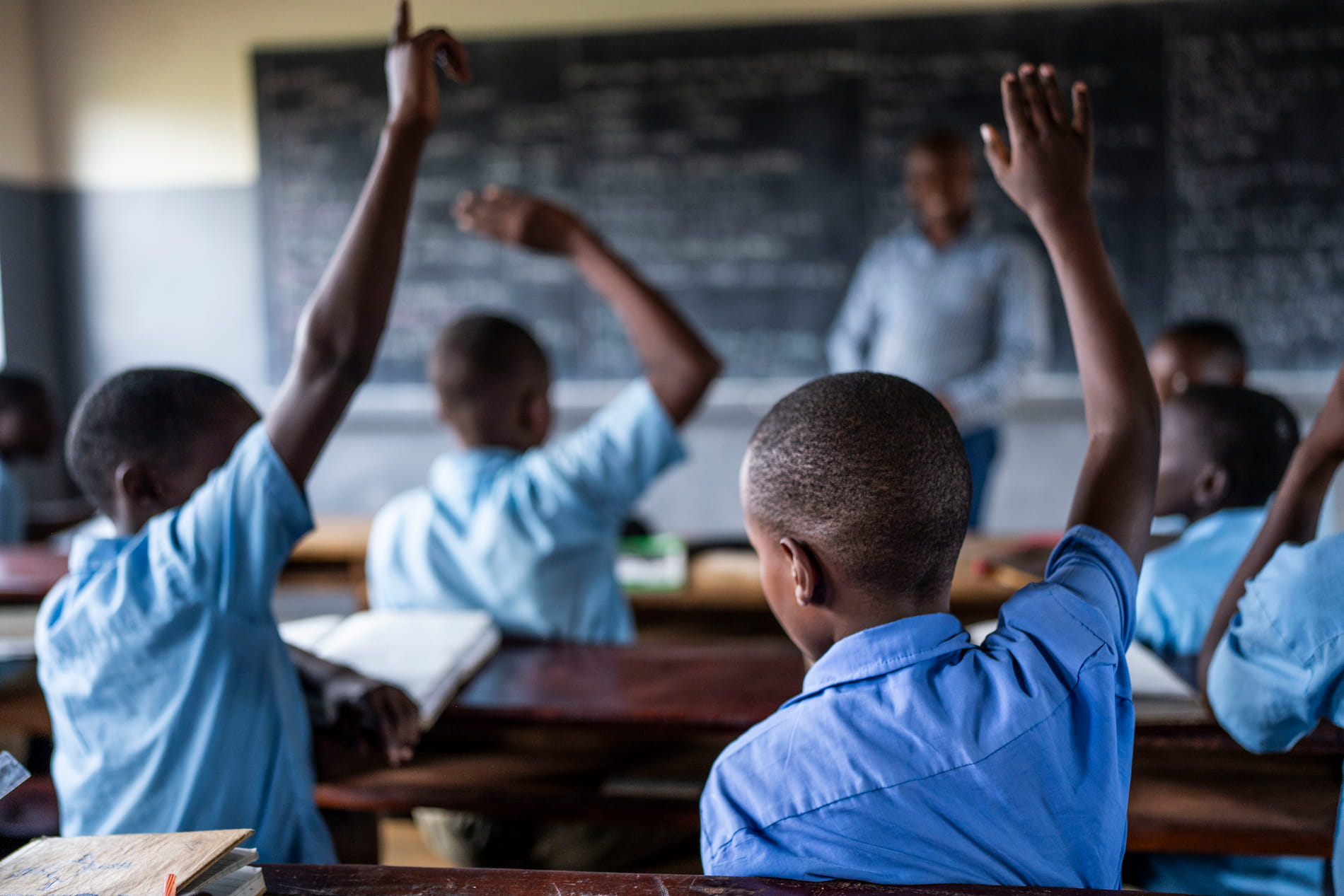 Uganda_Primary-School-Children-In-Class-In-Nakivale